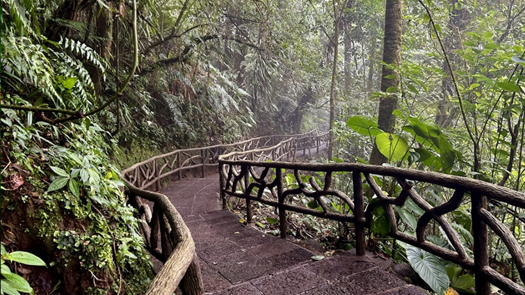 La Paz Waterfalls tour Costa Rica