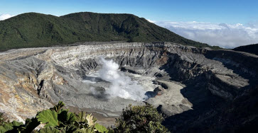 Poas Volcano National Park tour Costa Rica